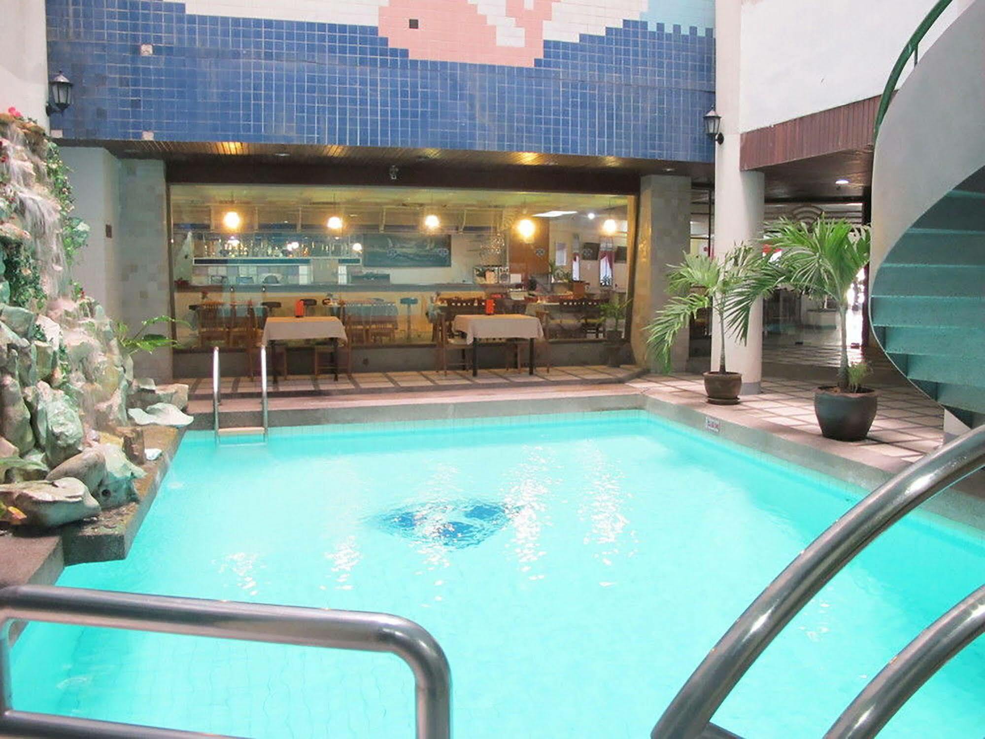 Diamond Beach Hotel Pattaya Dış mekan fotoğraf