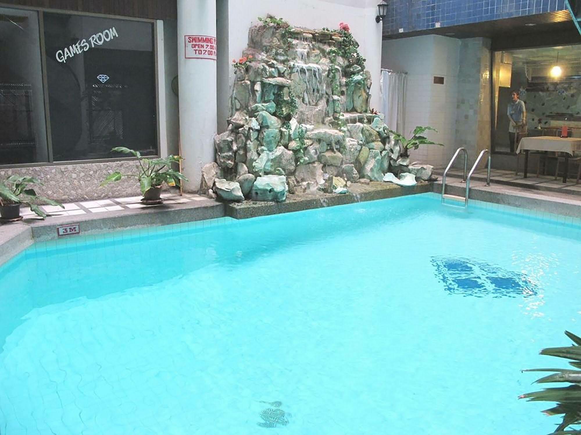 Diamond Beach Hotel Pattaya Dış mekan fotoğraf