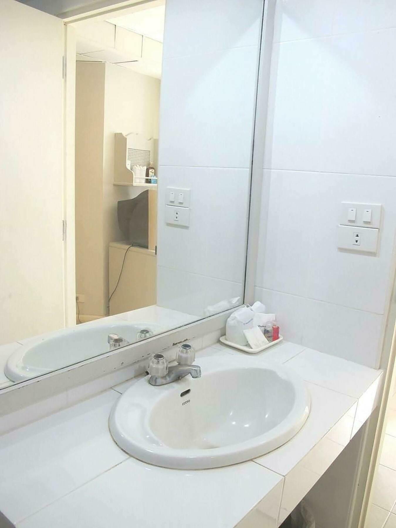Diamond Beach Hotel Pattaya Dış mekan fotoğraf